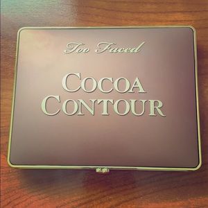 Too Faced Cocoa Contour palette